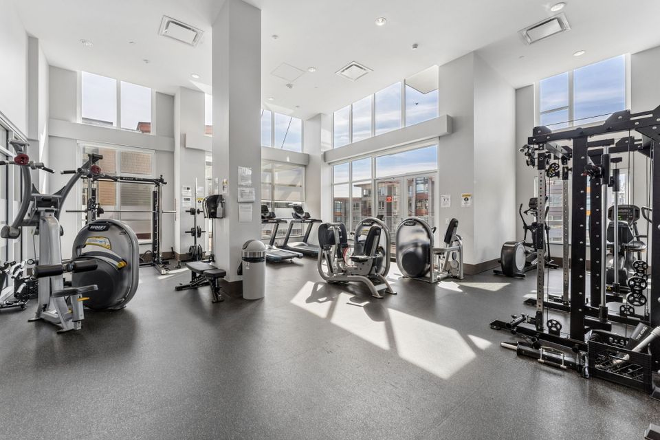 26-web-or-mls-26 at 403 - 2780 Valley Centre Avenue, Lynn Valley, North Vancouver