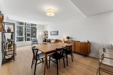 7-web-or-mls-07 at 403 - 2780 Valley Centre Avenue, Lynn Valley, North Vancouver