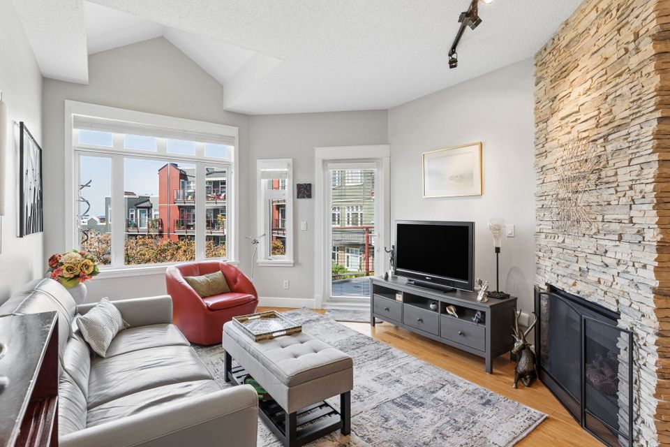 10-web-or-mls-010 at 419 - 121 W 29th Street, Upper Lonsdale, North Vancouver