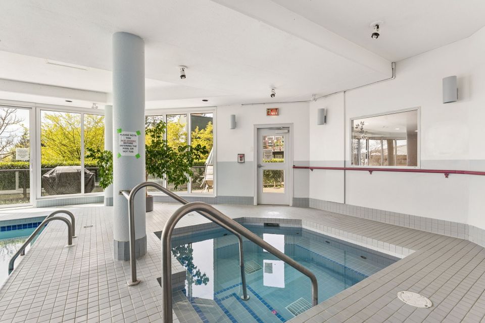 33-web-or-mls-033 at 419 - 121 W 29th Street, Upper Lonsdale, North Vancouver