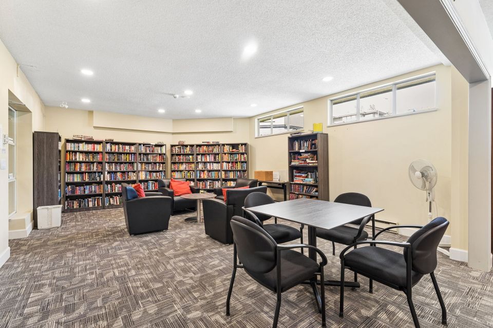 42-web-or-mls-042 at 419 - 121 W 29th Street, Upper Lonsdale, North Vancouver