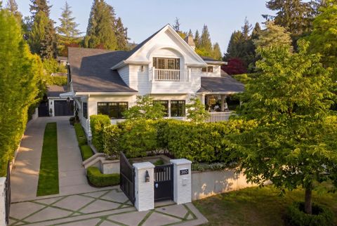 263144870-395e7798-bc3c-4762-bbdb-7c6fdbccede9 at 360 E Windsor Road, Upper Lonsdale, North Vancouver