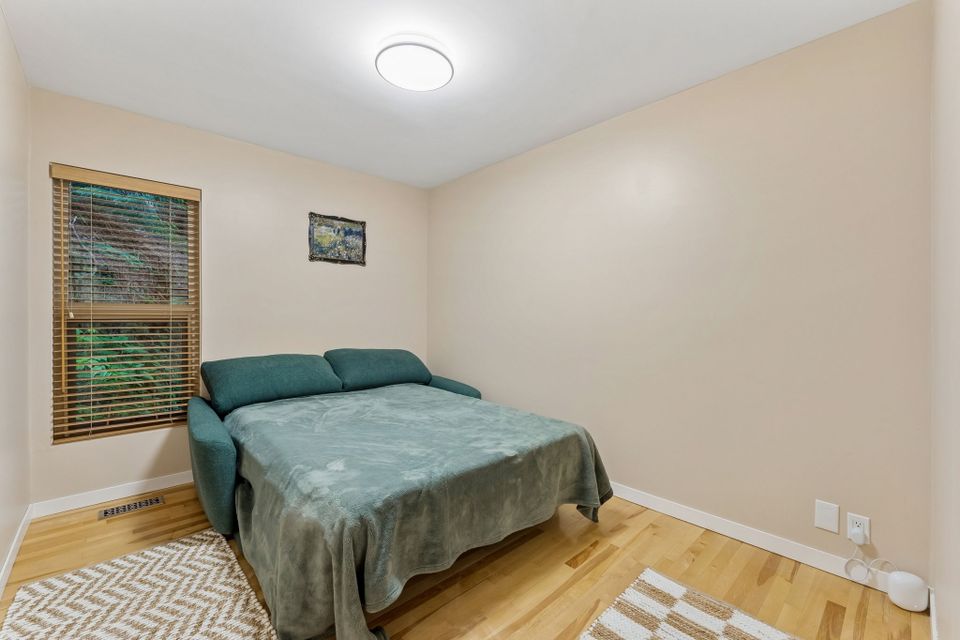 48-web-or-mls-550-ventura-cres_048 at 550 Ventura Crescent, Upper Delbrook, North Vancouver