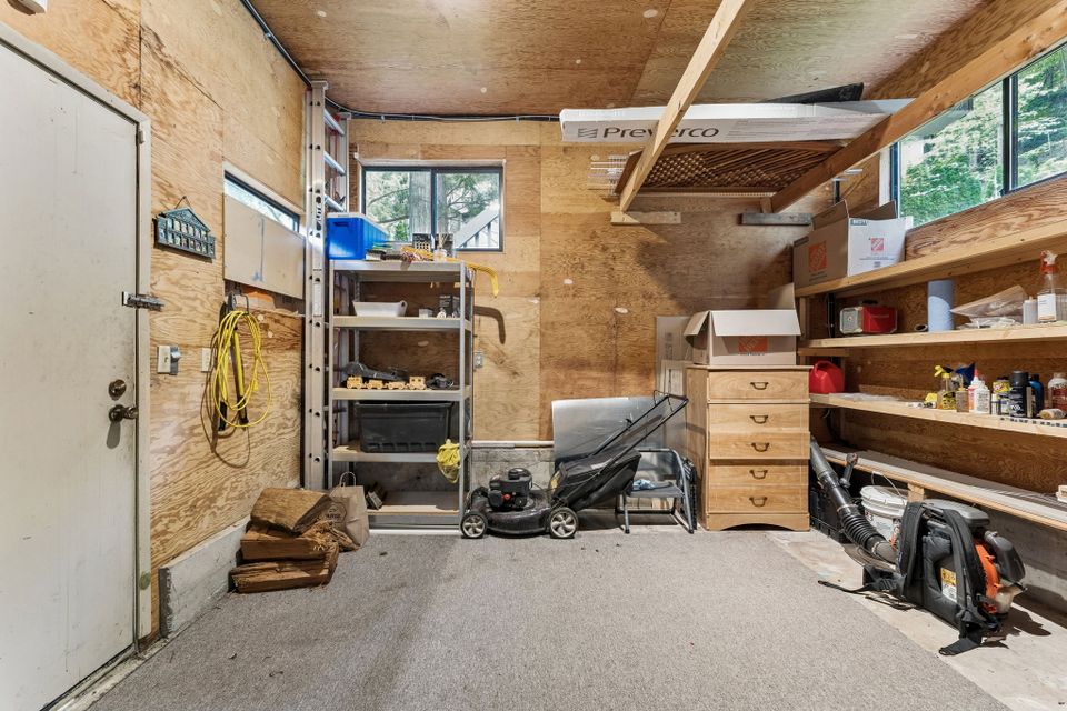 55-web-or-mls-550-ventura-cres_055 at 550 Ventura Crescent, Upper Delbrook, North Vancouver