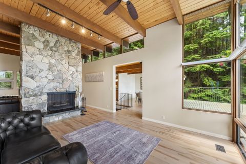 26-web-or-mls-550-ventura-cres_026 at 550 Ventura Crescent, Upper Delbrook, North Vancouver