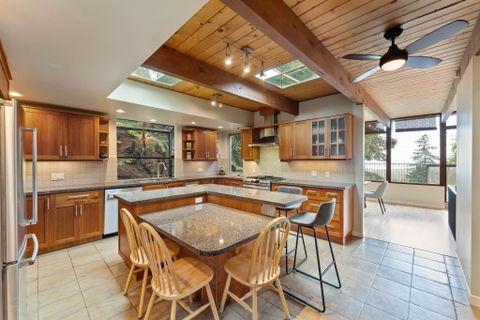37-web-or-mls-550-ventura-cres_037 at 550 Ventura Crescent, Upper Delbrook, North Vancouver
