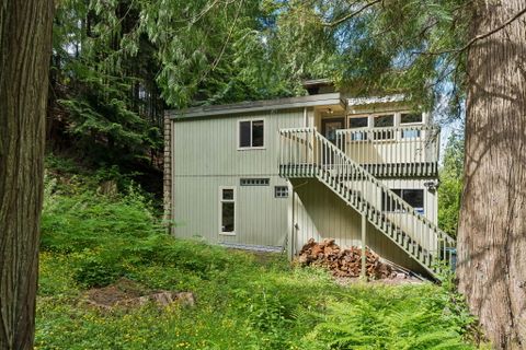 67-web-or-mls-550-ventura-cres_067 at 550 Ventura Crescent, Upper Delbrook, North Vancouver