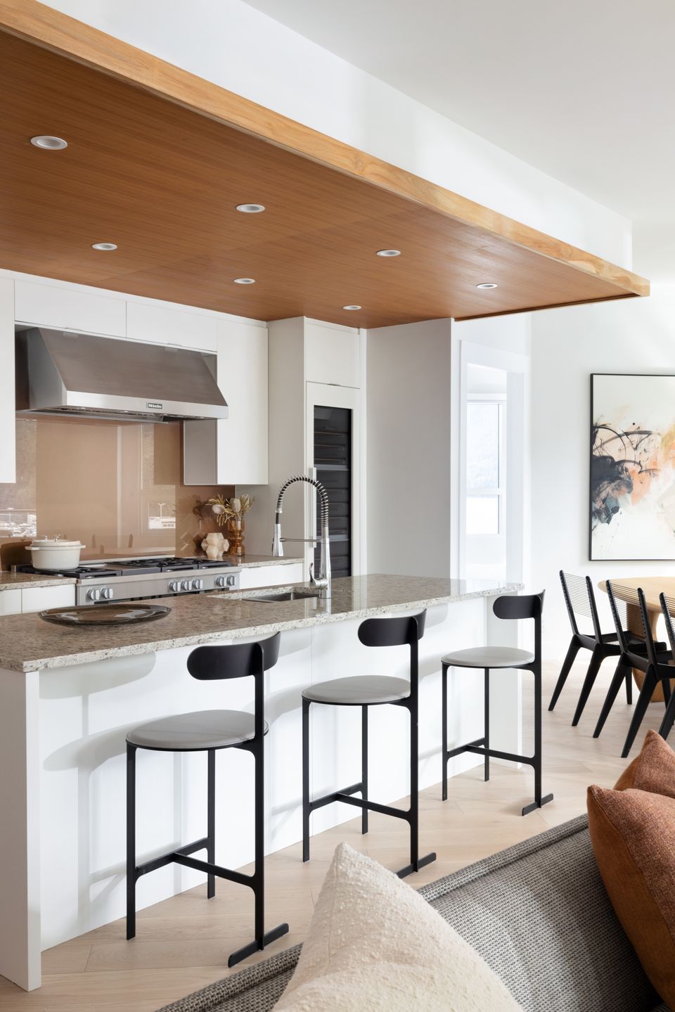 kitchen at 302 - 6707 Nelson Avenue, Horseshoe Bay WV, West Vancouver