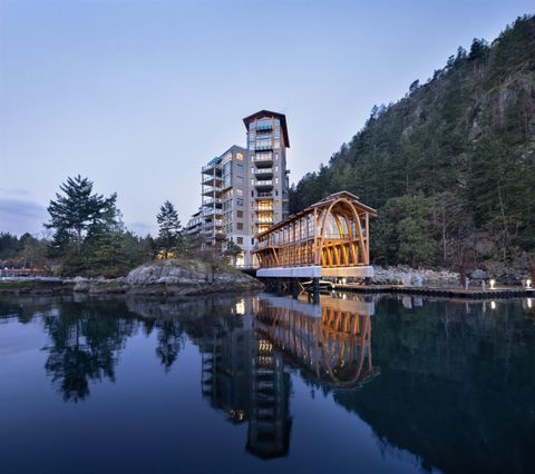 back at 302 - 6707 Nelson Avenue, Horseshoe Bay WV, West Vancouver