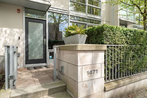 2 at 1471 Howe Street, Yaletown, Vancouver West