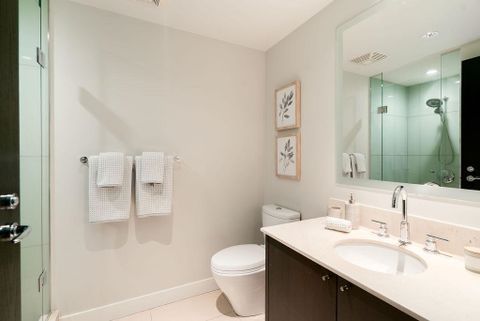 5 at 1471 Howe Street, Yaletown, Vancouver West
