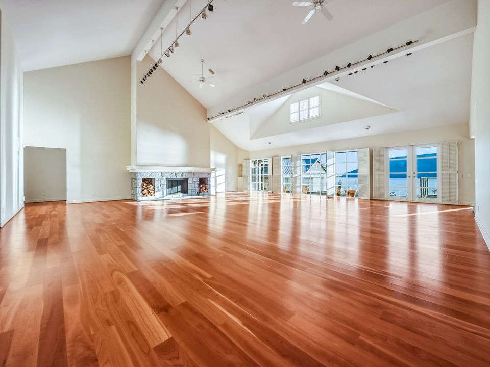 7a at 6231 Taylor Drive, West Vancouver