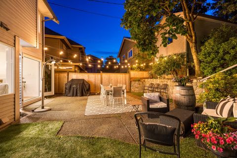 263157583-5bf2d6b3-b7ec-46df-905f-146322fd455c at 448 Brand Street, Upper Lonsdale, North Vancouver
