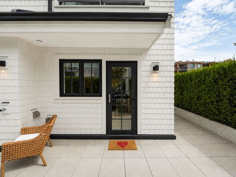 63b at 14 - 1133 Ridgewood Drive, Edgemont, North Vancouver