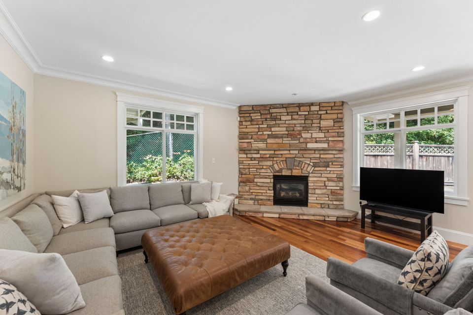 29-web-or-mls-4904-chalet-pl_029 at 4904 Chalet Place, Canyon Heights NV, North Vancouver