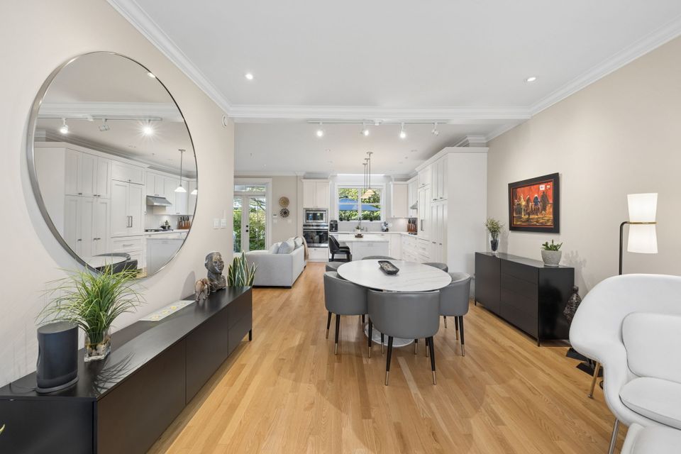 41-web-or-mls-2015esquimalt041 at 2015 Esquimalt Avenue, Ambleside, West Vancouver
