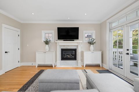 10-web-or-mls-2015esquimalt010 at 2015 Esquimalt Avenue, Ambleside, West Vancouver