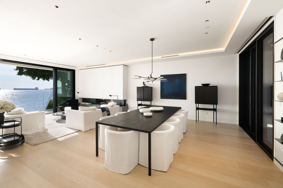 3156-travers-ave-5436 at 3156 Travers Avenue, West Bay, West Vancouver