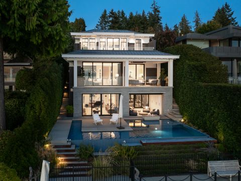 3156-travers-ave-0456 at 3156 Travers Avenue, West Bay, West Vancouver