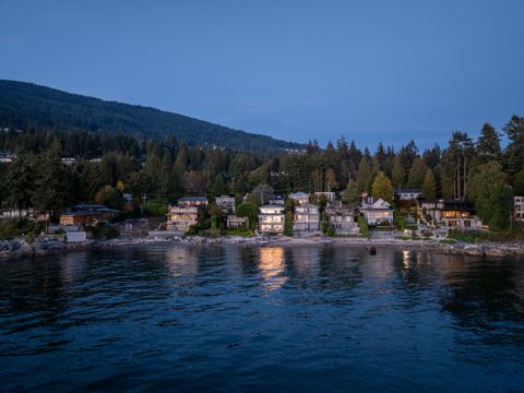 3156-travers-ave-0505 at 3156 Travers Avenue, West Bay, West Vancouver