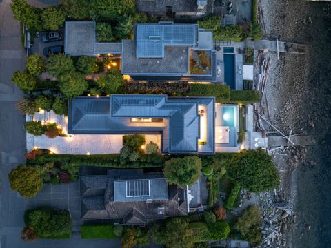 3156-travers-ave-0518 at 3156 Travers Avenue, West Bay, West Vancouver