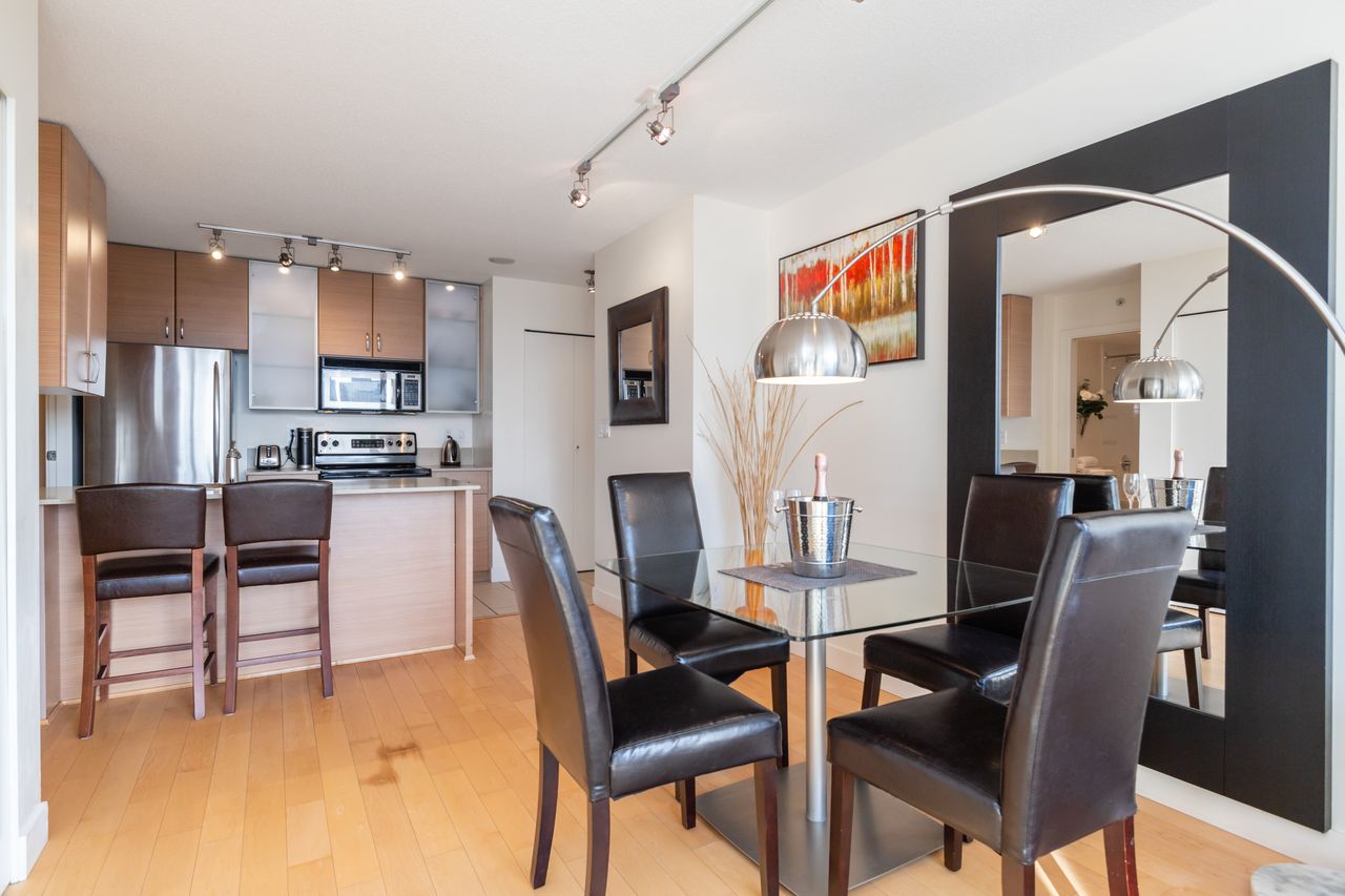 013 at 1110 - 928 Homer, Vancouver West