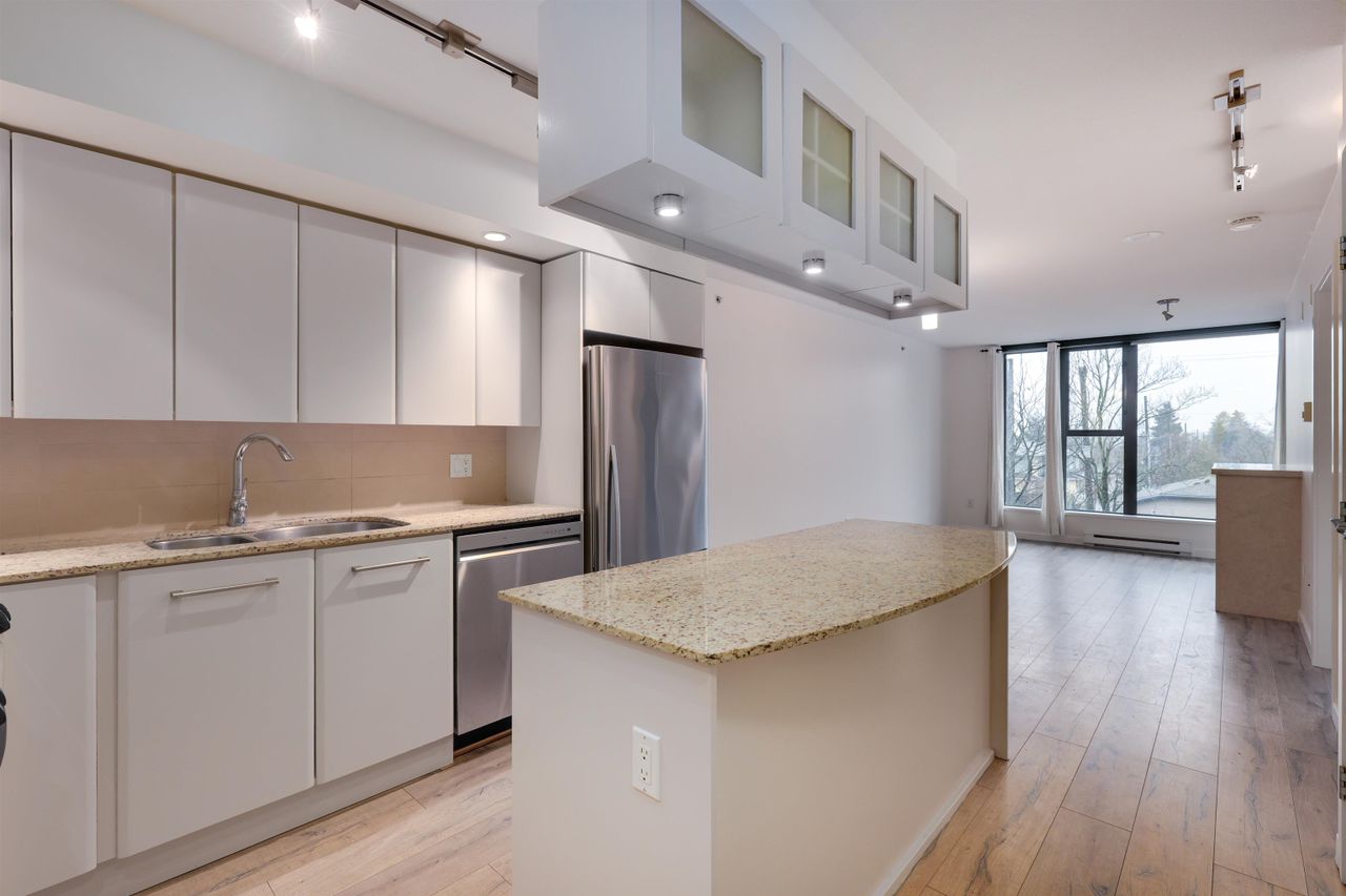 306 - 683 W Victoria Park, Lower Lonsdale, North Vancouver 