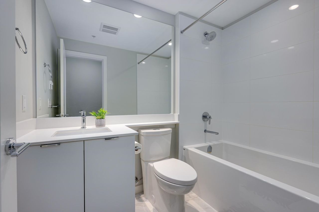 615-cottonwood-avenue-coquitlam-west-coquitlam-17 at 404 - 615 Cottonwood Avenue, Coquitlam West, Coquitlam