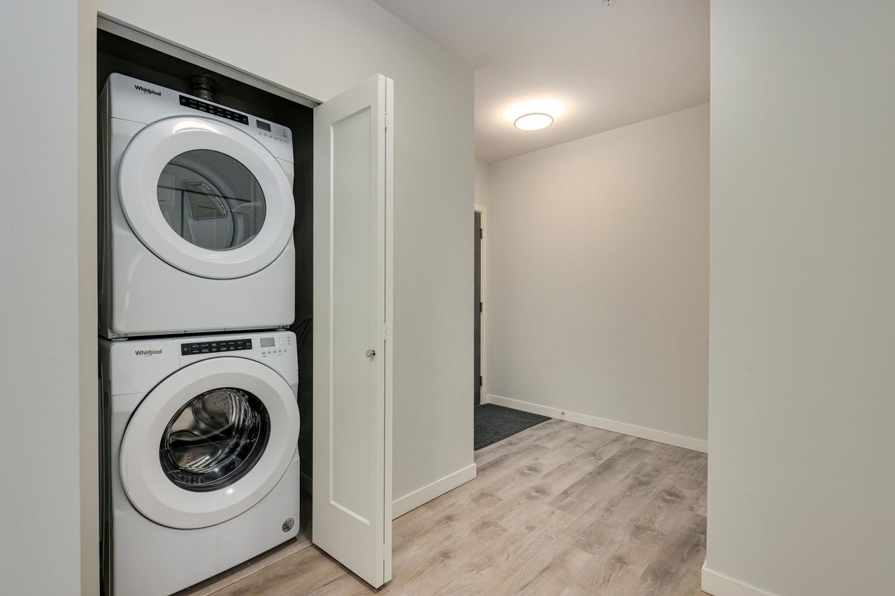 615-cottonwood-avenue-coquitlam-west-coquitlam-20 at 404 - 615 Cottonwood Avenue, Coquitlam West, Coquitlam