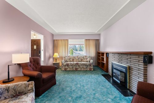 14935-kew-drive-bolivar-heights-north-surrey-04 at 14935 Kew Drive, Bolivar Heights, North Surrey