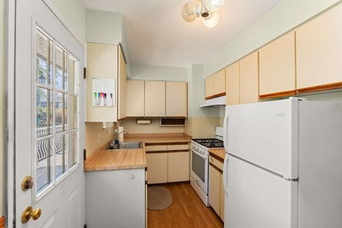 14935-kew-drive-bolivar-heights-north-surrey-08 at 14935 Kew Drive, Bolivar Heights, North Surrey