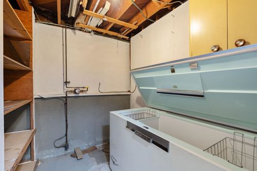 14935-kew-drive-bolivar-heights-north-surrey-27 at 14935 Kew Drive, Bolivar Heights, North Surrey