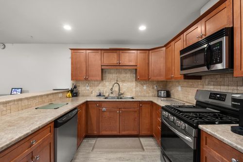 19693-69-avenue-willoughby-heights-langley-30 at 19693 69 Avenue, Willoughby Heights, Langley