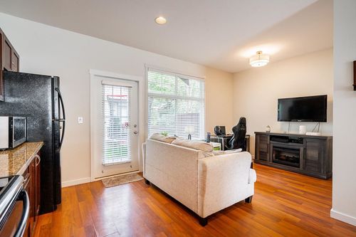 16588-fraser-highway-fleetwood-tynehead-surrey-15 at 38 - 16588 Fraser Highway, Fleetwood Tynehead, Surrey