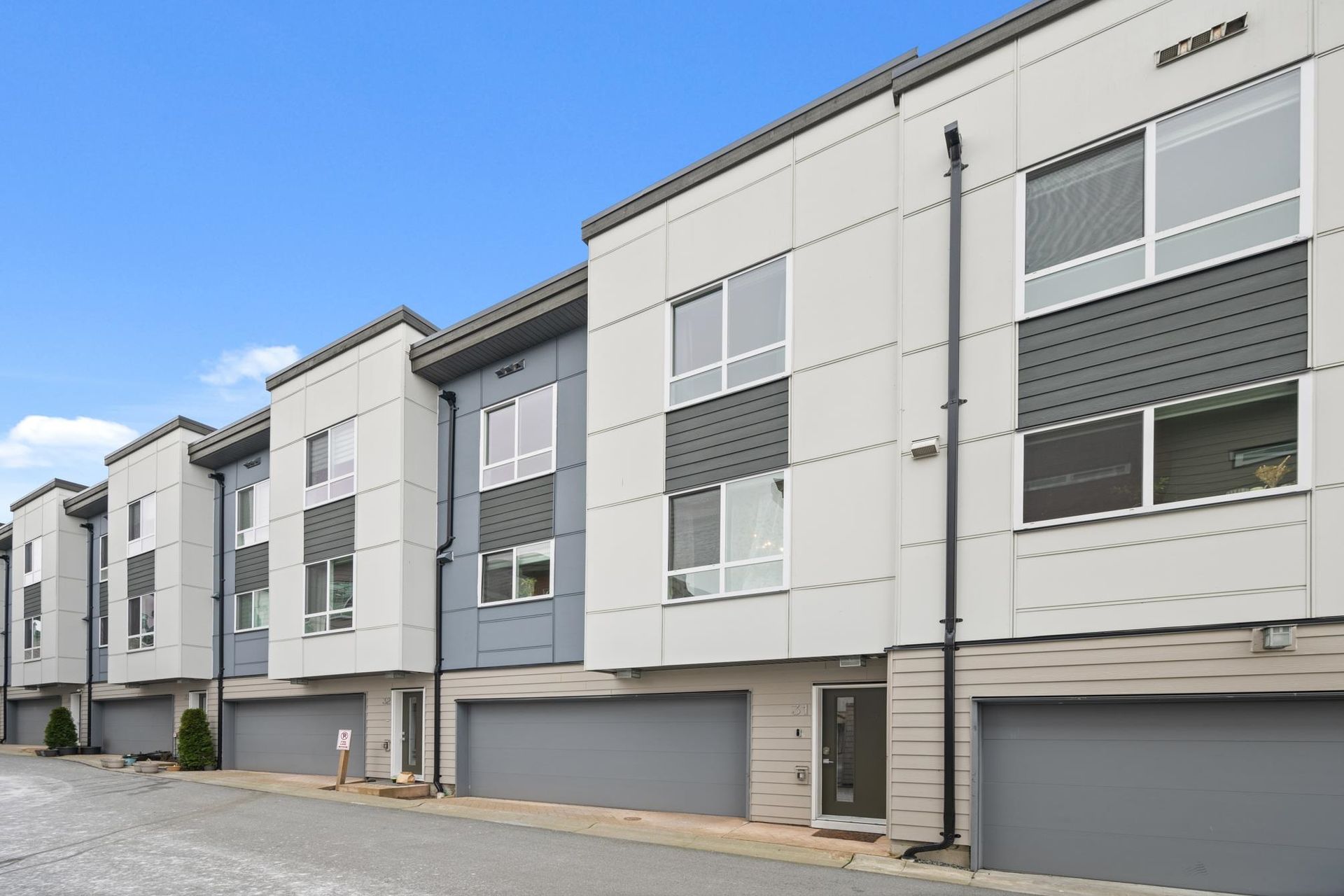 31 - 1670 160 Street, King George Corridor, South Surrey White Rock  by The Valley Group  31 - 1670 160 Street, King George Corridor, South Surrey White Rock