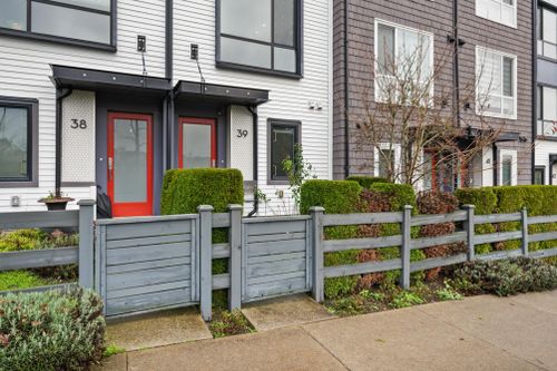 19159-watkins-drive-clayton-cloverdale-32 at 39 - 19159 Watkins Drive, Clayton, Cloverdale