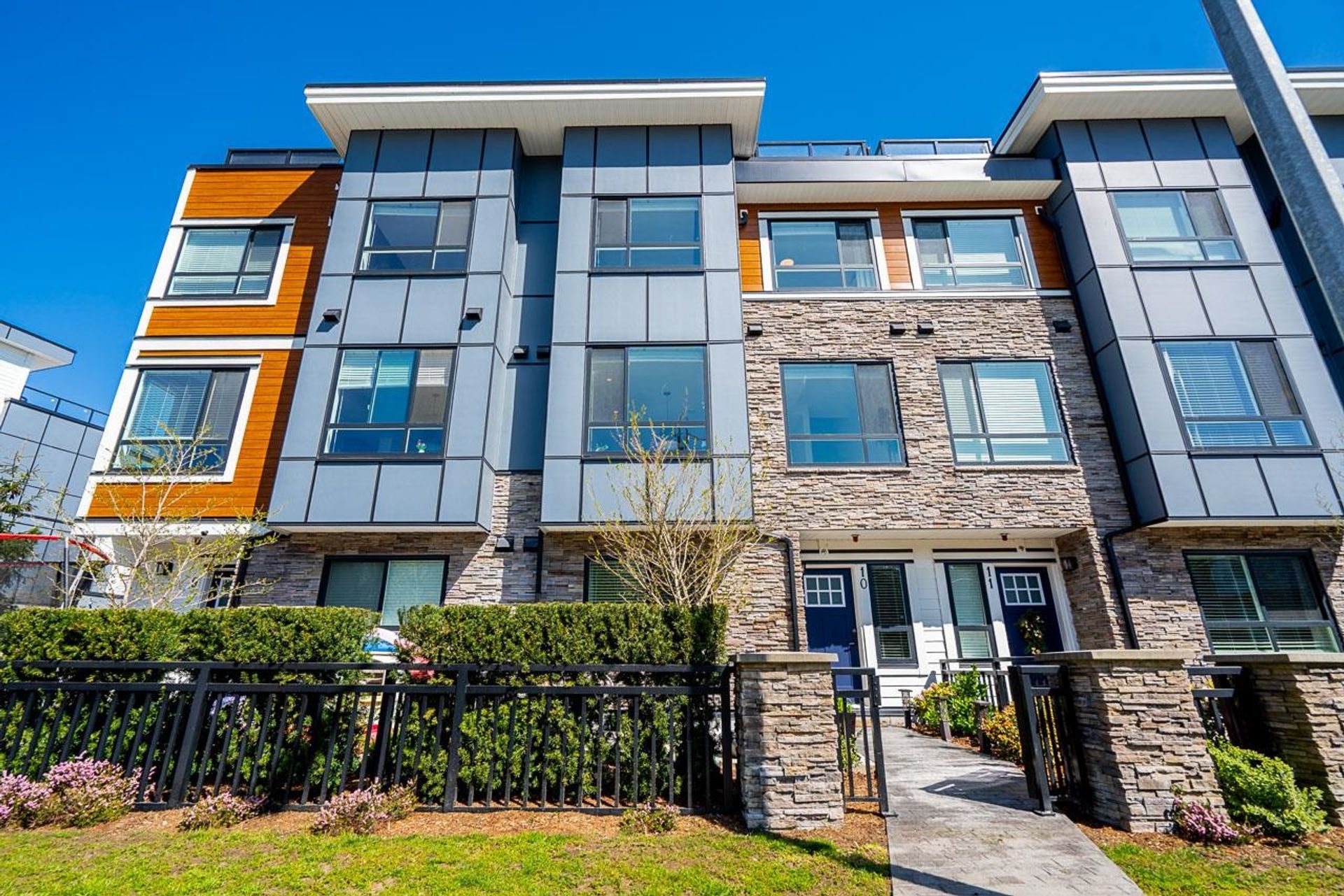 10 - 5476 Brydon Crescent, Langley City, Langley 