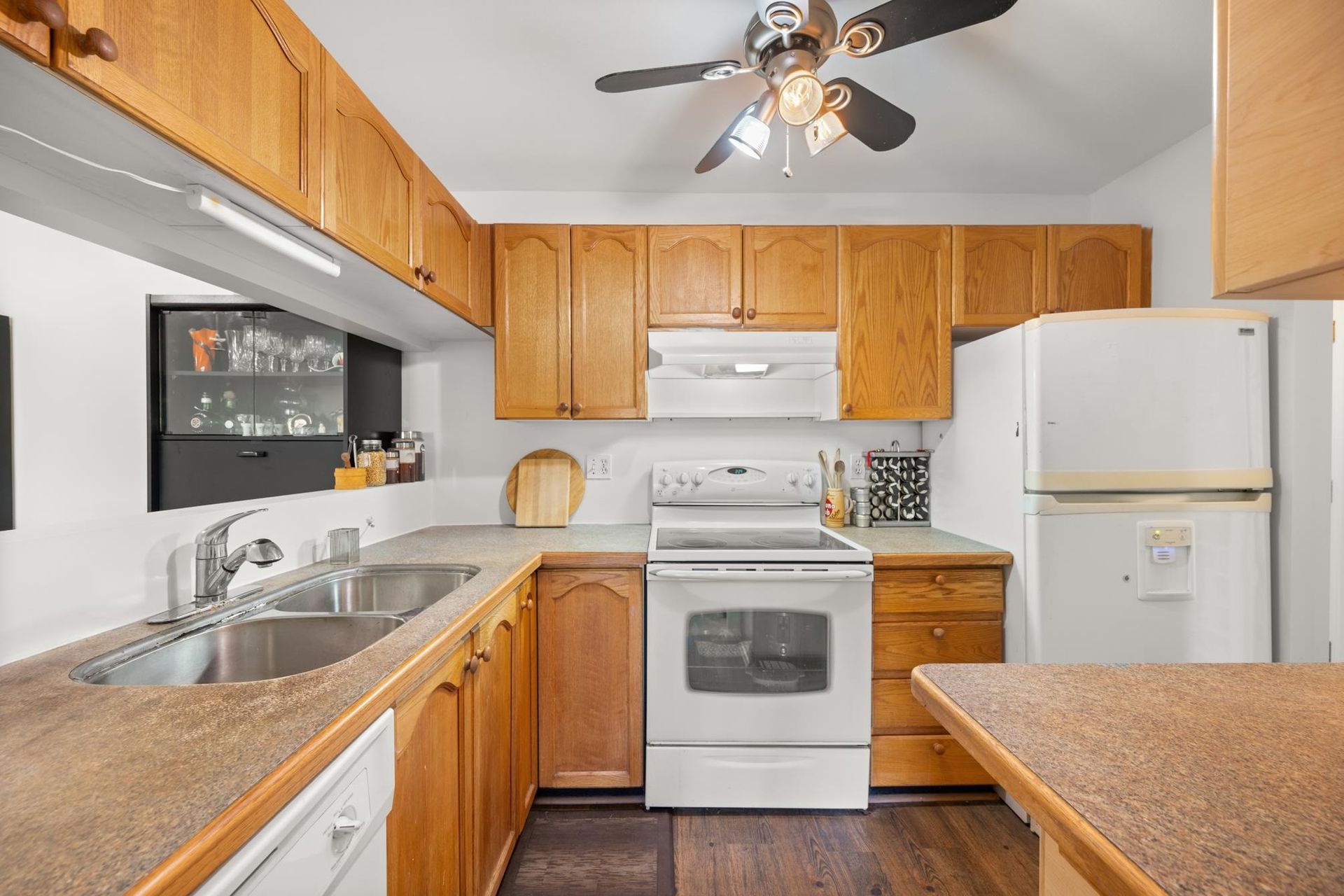 207 - 1171 Pipeline Road, New Horizons, Coquitlam 