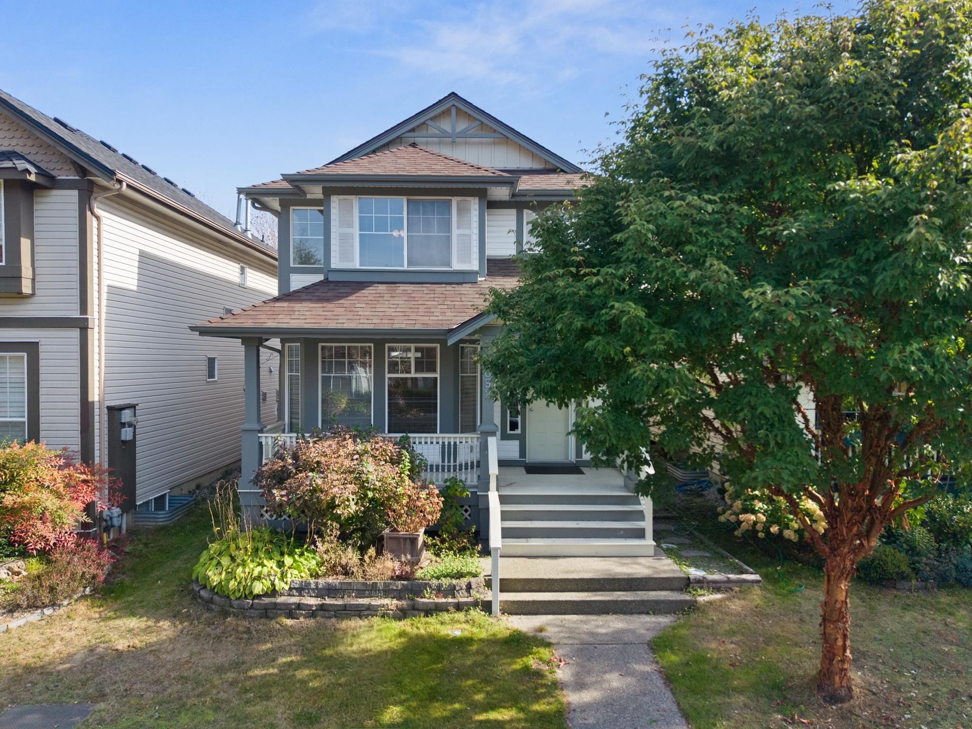 8692 207 Street, Walnut Grove, Langley 