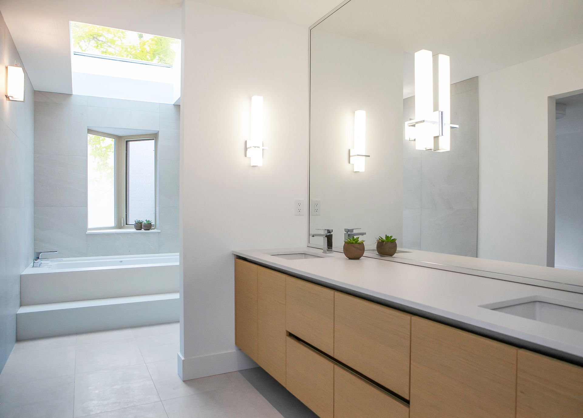 Modern Update photo 1 Modern Update photo 1