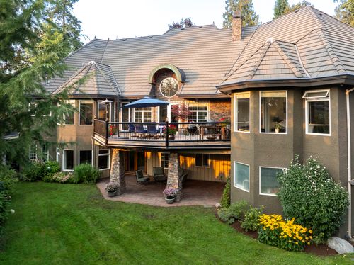 18638-54a-ave-0349 at 18638 54a Avenue