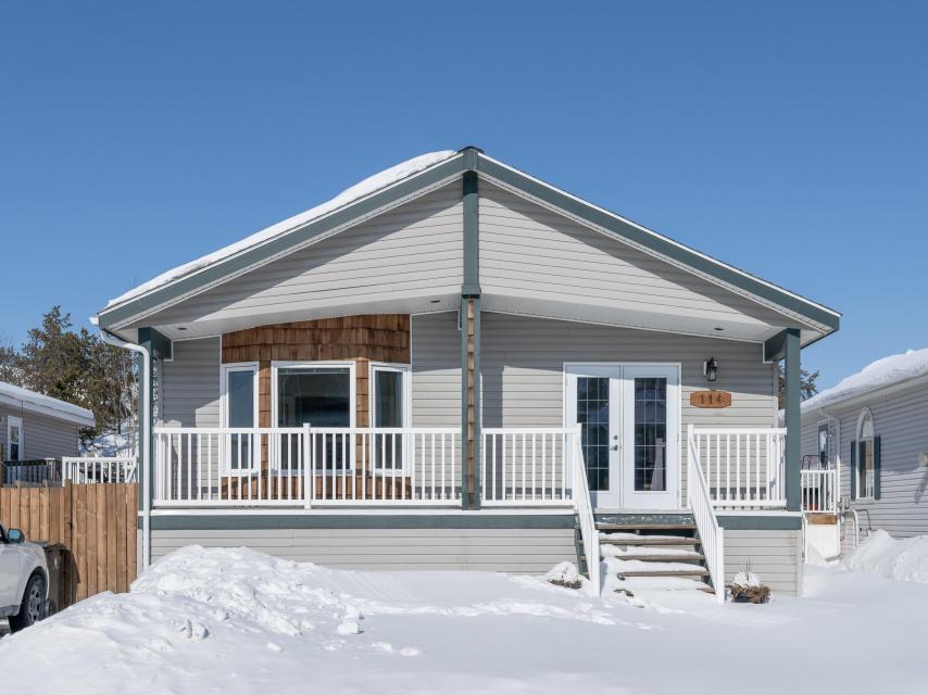 Yellowknife CENTURY 21 Prospect Realty (2)