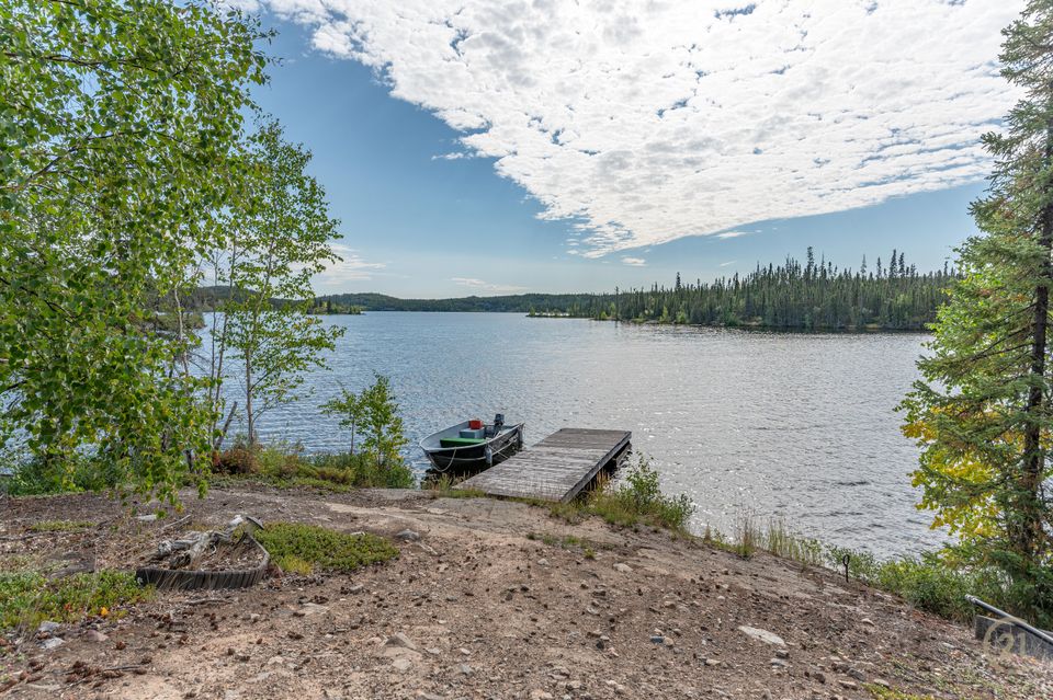 1-small-lake-hdr-14 at 1 Small Lake, Ingraham Trail, Yellowknife