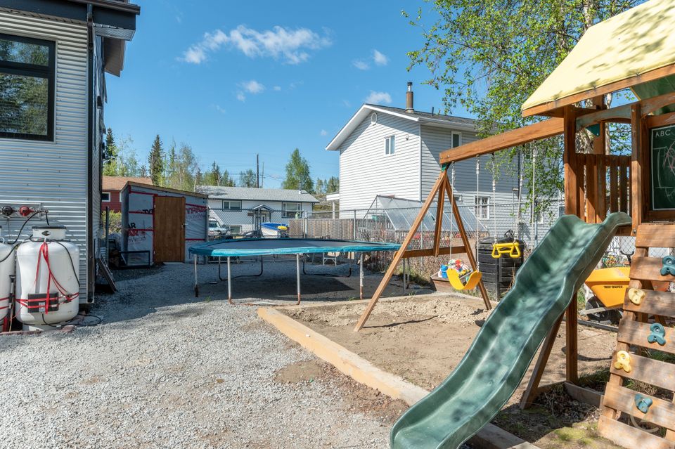 040-5612-51a-avenue-hdr-39 at 5612 51a Avenue, Downtown, Yellowknife