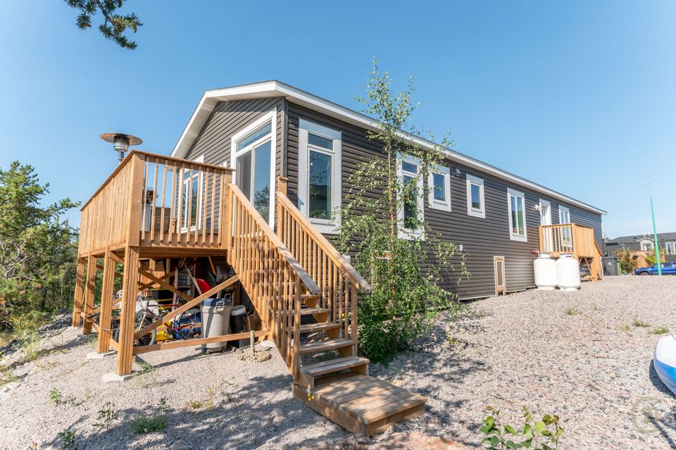 027-220-hall-crescent-hdr-27 at 220 Hall Crescent, Lakeshore, Yellowknife