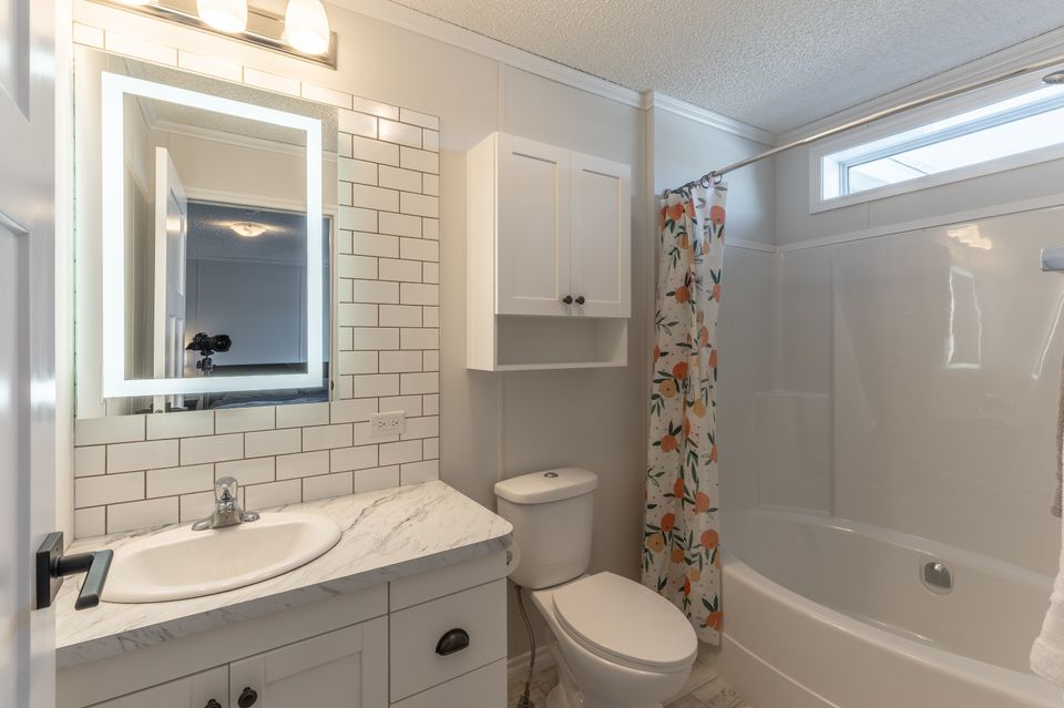 220-hall-crescent-hdr-13 at 220 Hall Crescent, Lakeshore, Yellowknife