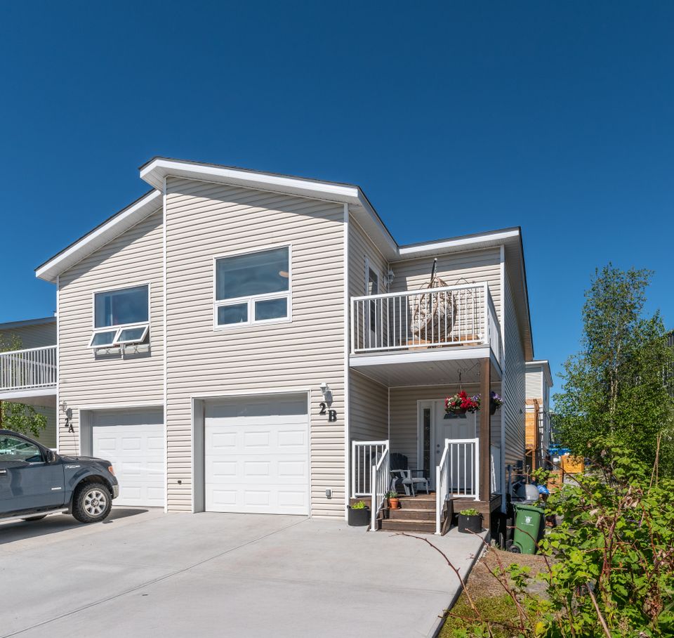 2b-stirling-court-hdr-1 at B - 2 Stirling Court, Niven, Yellowknife