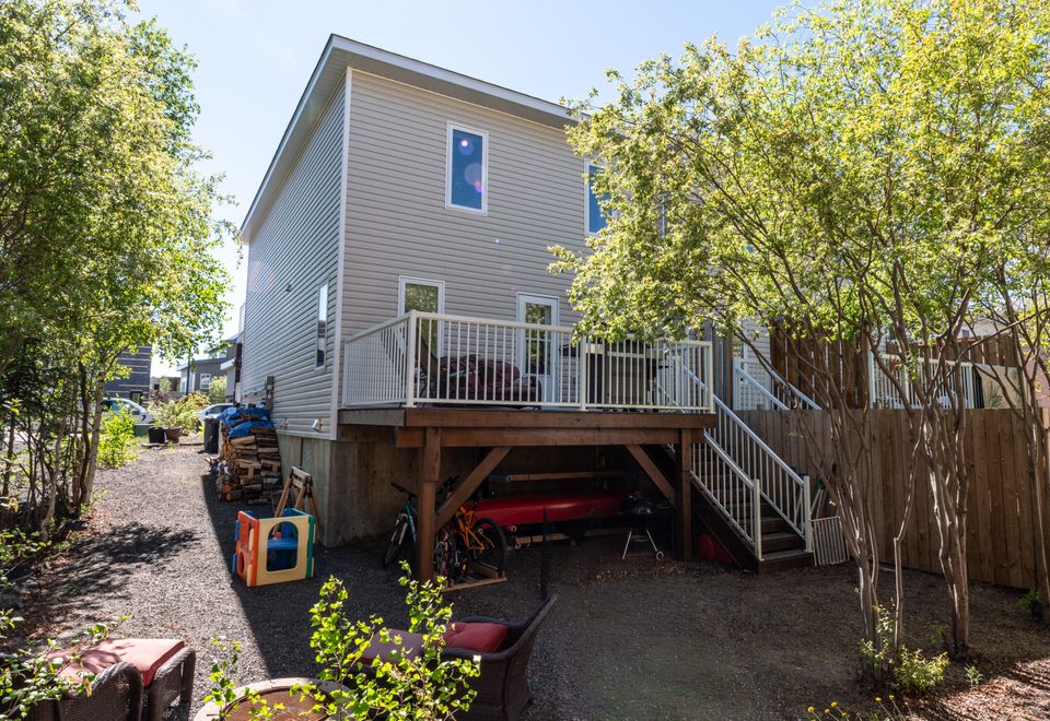 2b-stirling-court-hdr-4 at B - 2 Stirling Court, Niven, Yellowknife