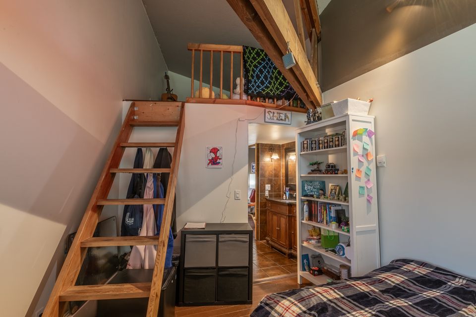 1-5616-50th-avenue-hdr-23 at 1 - 5616 50th Avenue, Downtown, Yellowknife