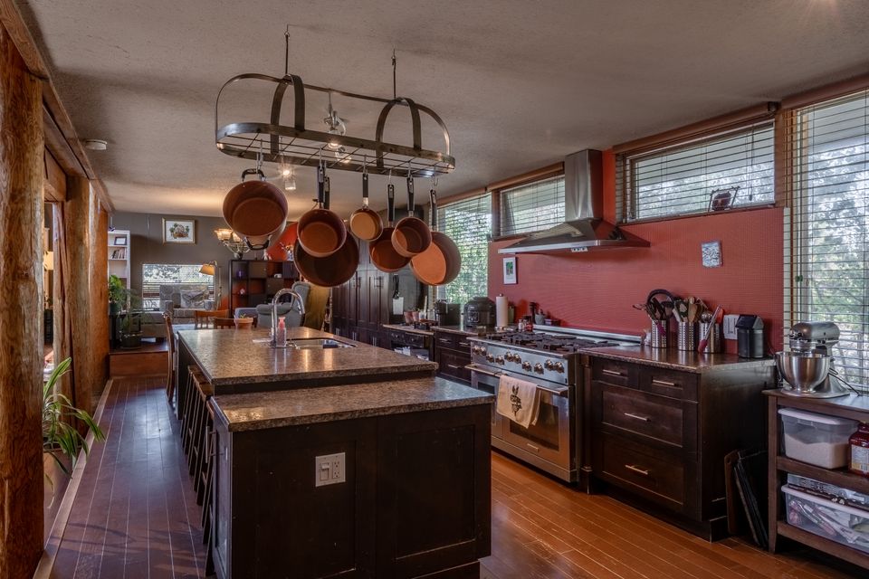 1-5616-50th-avenue-hdr-5 at 1 - 5616 50th Avenue, Downtown, Yellowknife